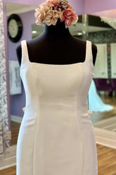 White Square Neck Bow Back Trumpet Long Wedding Gown